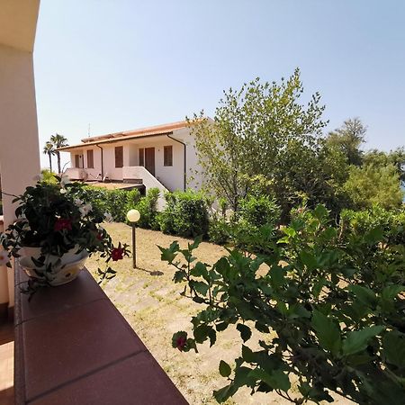 Casa Con Giardino E Terrazzo Vicino Al Mare Villa Piraino Eksteriør bilde
